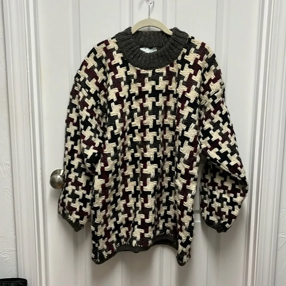 Handmade Heavyweight Wool Sweater - Gray, Cream, Maroon, and Black‎